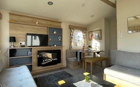 Deluxe, 3 Bed Holiday Home At Combe Haven Holiday Park