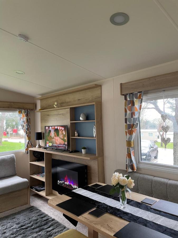 Deluxe, 3 Bed Holiday Home At Combe Haven Holiday Park Гастінгс Екстер'єр фото